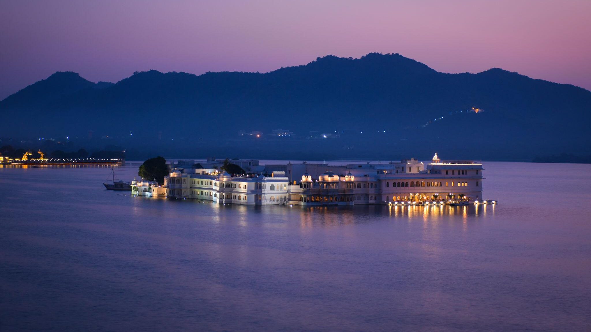 Distance from Pushkar to Udaipur